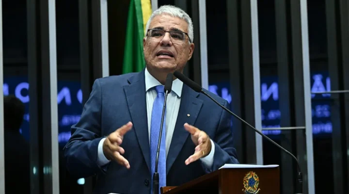 Girão diz ser vítima de censura e critica Comunicação do Senado